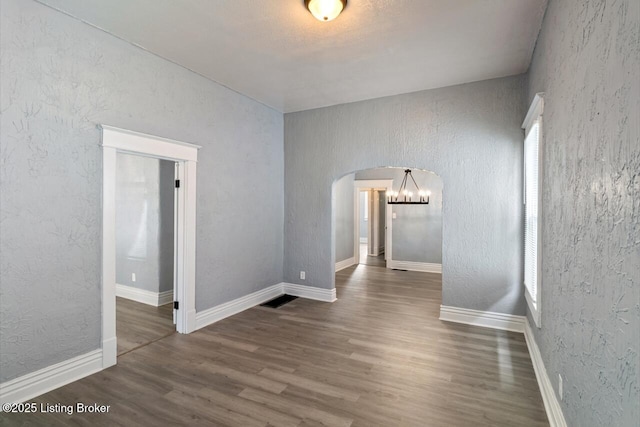 633 S 36th St, Louisville, KY 40211 - photo 2