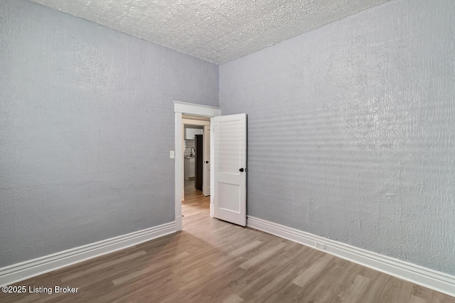 633 S 36th St, Louisville, KY 40211 - photo 12