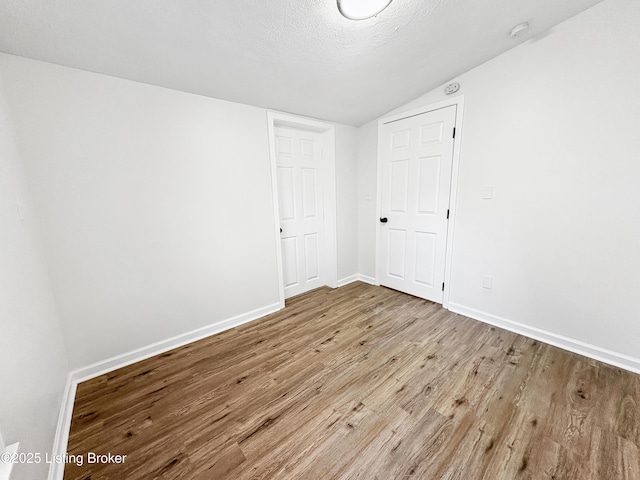 1118 W Whitney Ave, Louisville, KY 40215 - photo 16