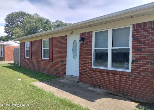 119 E Blue Jay Rd, Louisville, KY 40229 - photo 1