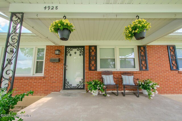 4928 Swaps Ln, Louisville, KY 40216 - photo 7