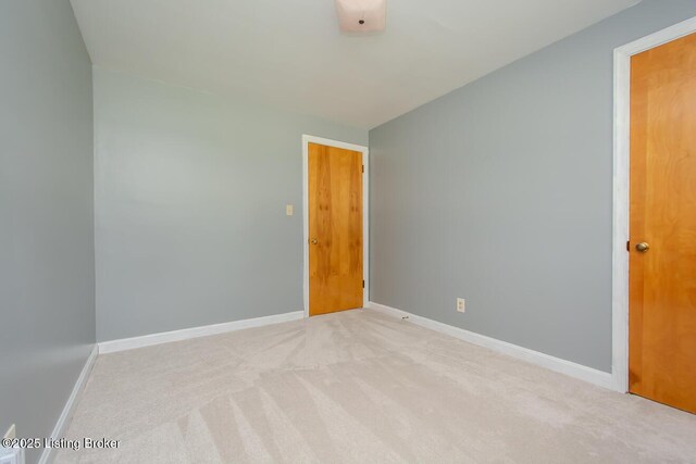 4928 Swaps Ln, Louisville, KY 40216 - photo 25