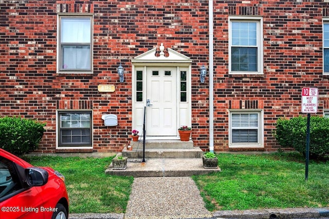 8132 Lake Ter Apt F7, Louisville, KY 40222 - photo 1