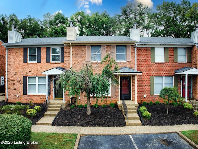 150 Gardiner Lake Rd, Louisville, KY 40205 - photo 1