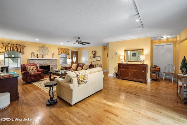 6711 Norway Dr, Louisville, KY 40214 - photo 11