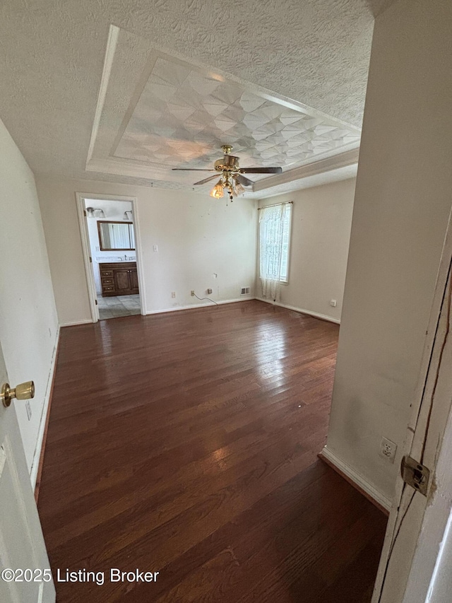 8107 Applegate Ct, Louisville, KY 40228 - photo 6