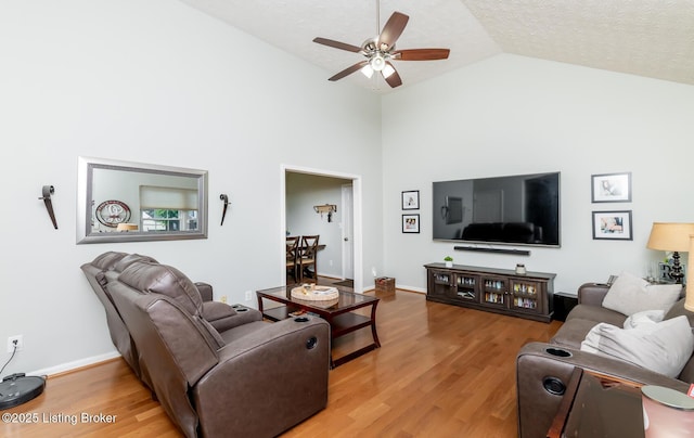 6902 Charles Lindsey Ct, Louisville, KY 40229 - photo 9