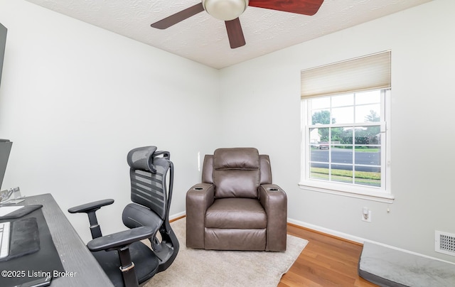 6902 Charles Lindsey Ct, Louisville, KY 40229 - photo 30