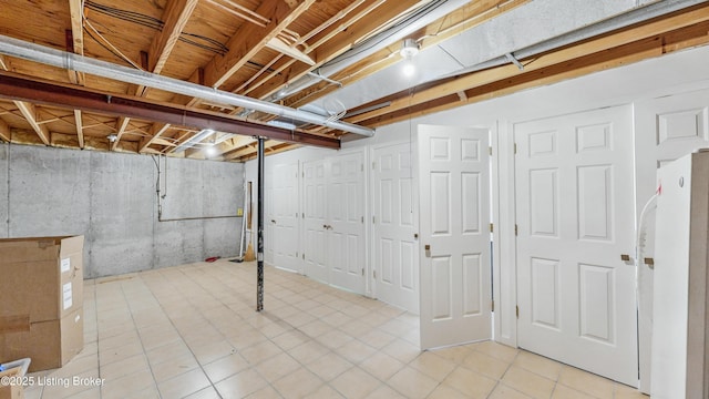 419 Village Lake Dr, Louisville, KY 40245 - photo 35