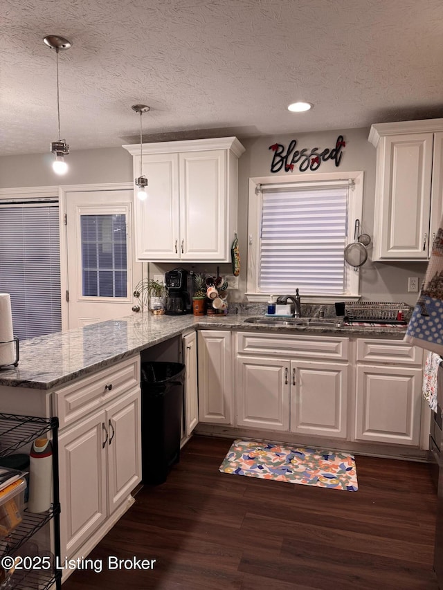 5213 Barnes Dr, Louisville, KY 40219 - photo 10