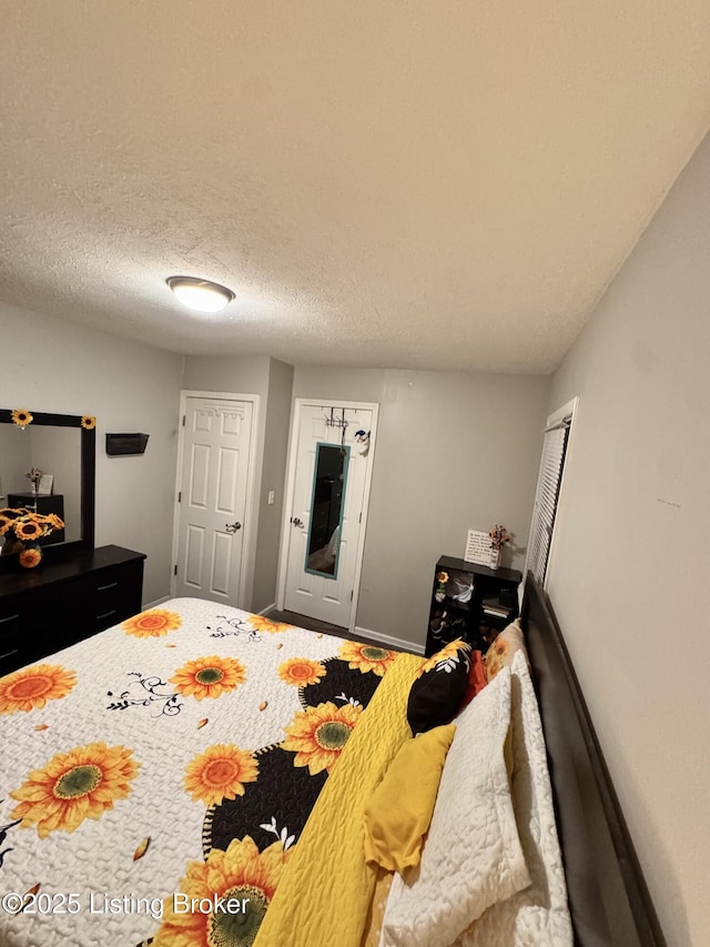 5213 Barnes Dr, Louisville, KY 40219 - photo 15