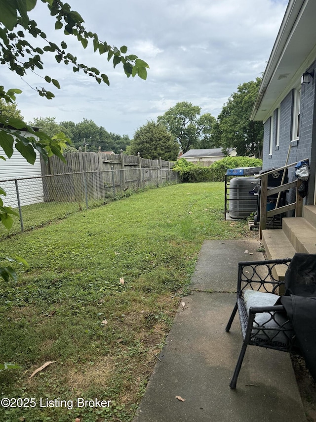 5213 Barnes Dr, Louisville, KY 40219 - photo 25