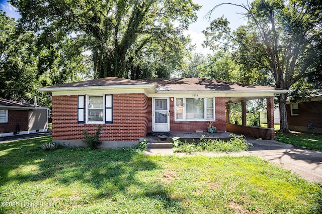 3218 Bridwell Dr, Louisville, KY 40216 - photo 1