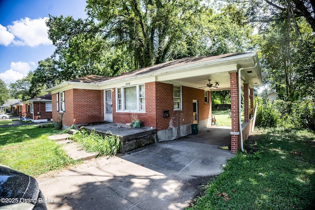 3218 Bridwell Dr, Louisville, KY 40216 - photo 3
