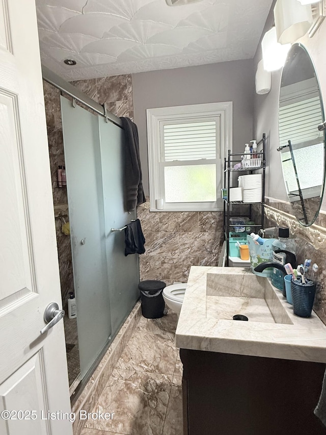 3004 Flair Knoll Dr, Louisville, KY 40216 - photo 9