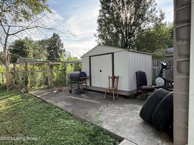 3004 Flair Knoll Dr, Louisville, KY 40216 - photo 19