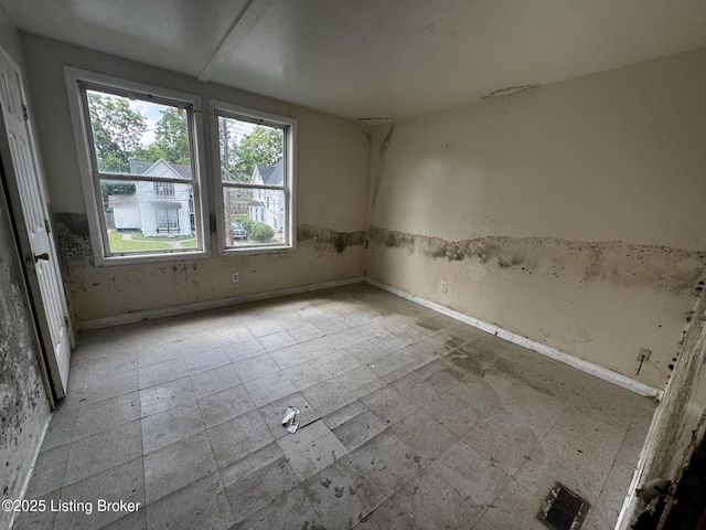 1331 S 28th St, Louisville, KY 40211 - photo 14
