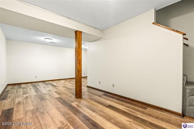 305 Falcon Ct, Elizabethtown, KY 42701 - photo 27