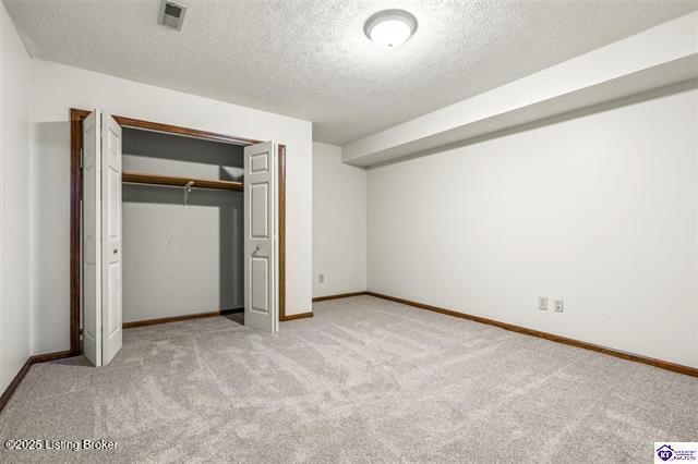 305 Falcon Ct, Elizabethtown, KY 42701 - photo 30