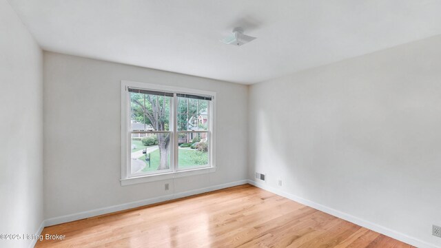 8904 Yellow Wood Pl, Louisville, KY 40242 - photo 32