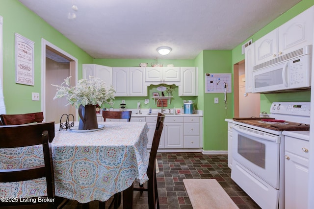 3311 Mcadams Ct, Louisville, KY 40299 - photo 7