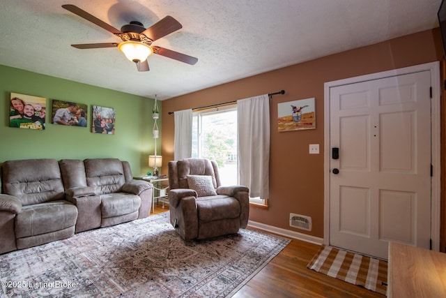 7724 Kim Dr, Louisville, KY 40214 - photo 11
