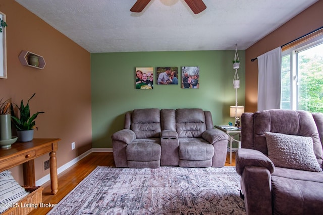 7724 Kim Dr, Louisville, KY 40214 - photo 14
