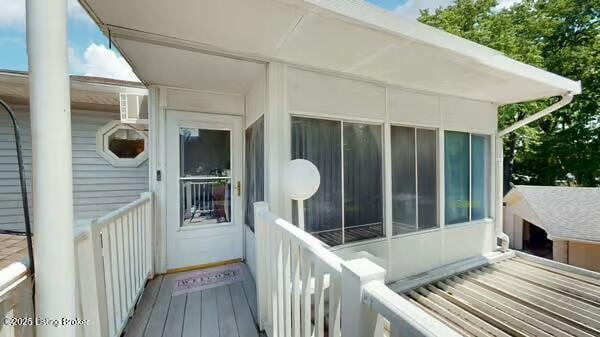 5614 Genny Ct, Louisville, KY 40214 - photo 21