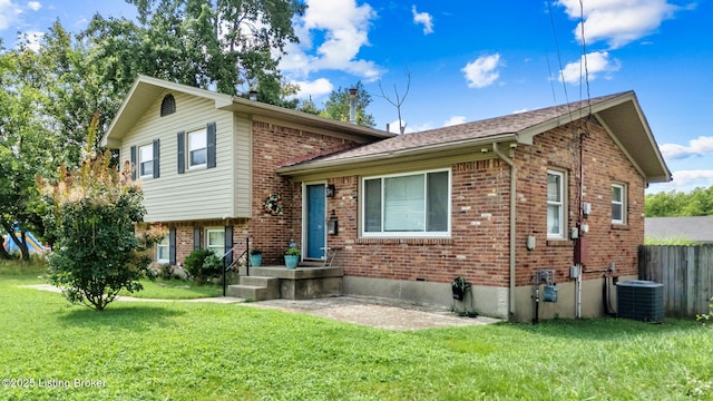 7601 Pimlico Dr, Louisville, KY 40214 - photo 2