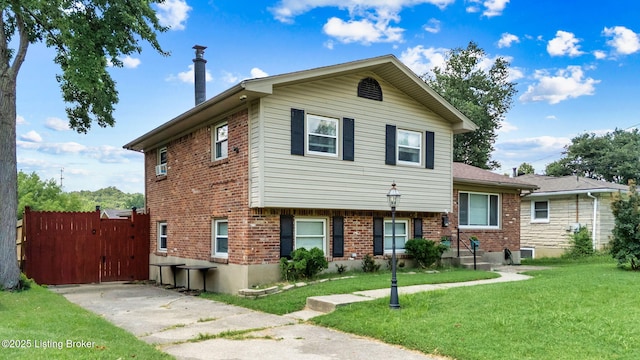 7601 Pimlico Dr, Louisville, KY 40214 - photo 3