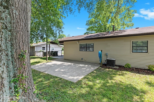 4208 Leo Ln, Louisville, KY 40299 - photo 17