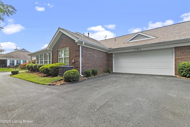 10540 Eagle Pines Ln, Louisville, KY 40223 - photo 4