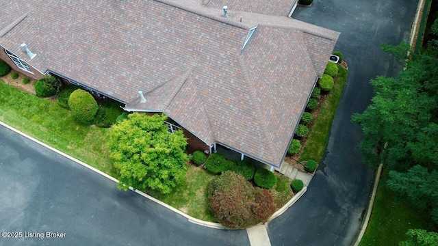 10540 Eagle Pines Ln, Louisville, KY 40223 - photo 35
