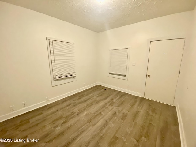 3805 Hale Ave, Louisville, KY 40211 - photo 2