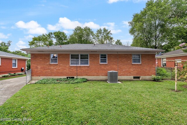 2512 Coronet Dr, Louisville, KY 40216 - photo 6