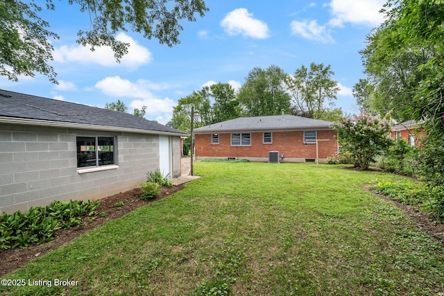 2512 Coronet Dr, Louisville, KY 40216 - photo 8