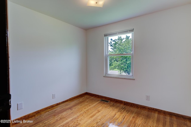 5109 Rookwood Ave, Louisville, KY 40218 - photo 14