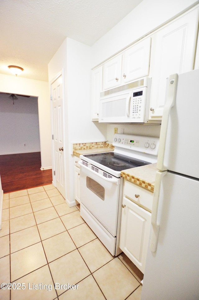 806 Lafontenay Ct, Louisville, KY 40223 - photo 9