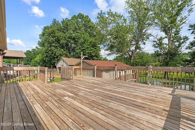 5517 Landcross Dr, Louisville, KY 40216 - photo 32