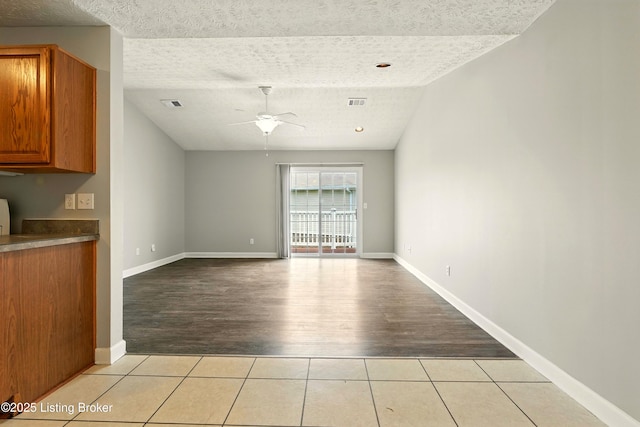 7802 Alfred Schlatter Dr Apt 6, Louisville, KY 40214 - photo 4