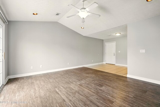 7802 Alfred Schlatter Dr Apt 6, Louisville, KY 40214 - photo 8