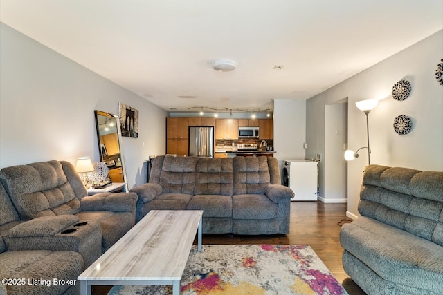 2505 Brownsboro Rd Unit E2, Louisville, KY 40206 - photo 2