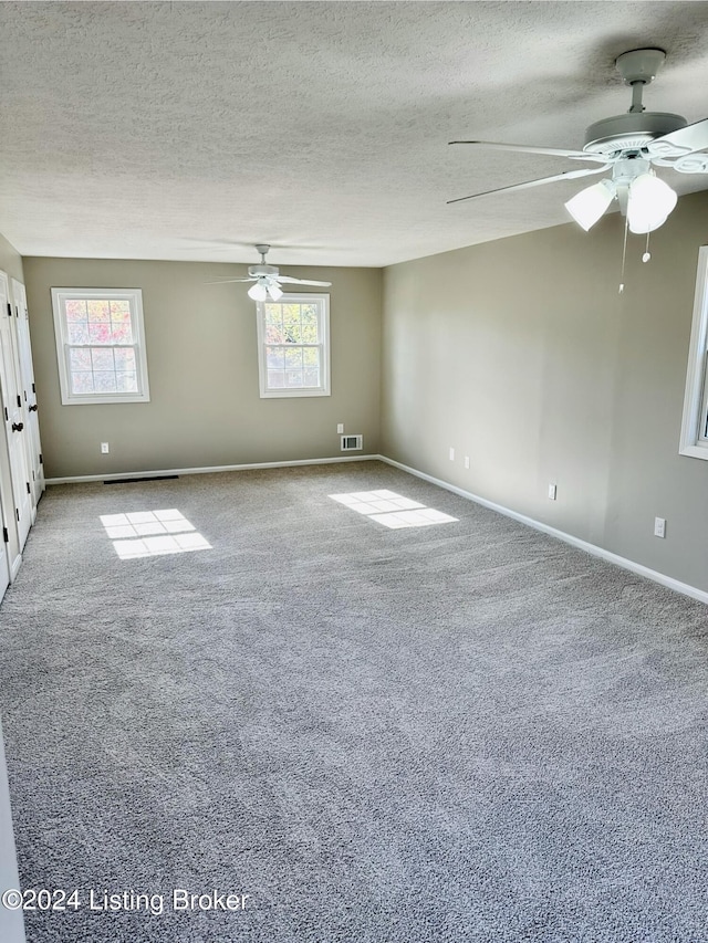 8709 Lakeridge Dr, Louisville, KY 40272 - photo 12