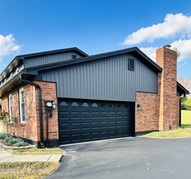 8709 Lakeridge Dr, Louisville, KY 40272 - photo 33