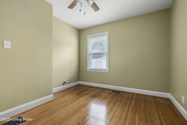 3016 Bobolink Rd, Louisville, KY 40217 - photo 17