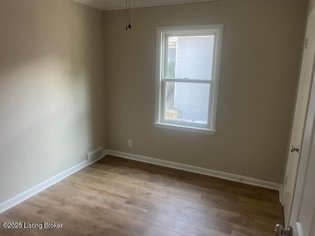 309 Marshall Dr, Louisville, KY 40207 - photo 12