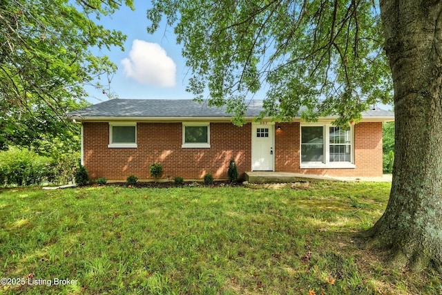 357 E Spring St, Radcliff, KY 40160 - photo 1