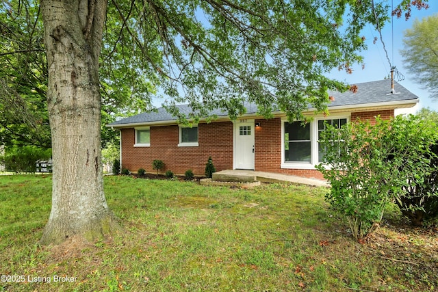 357 E Spring St, Radcliff, KY 40160 - photo 2