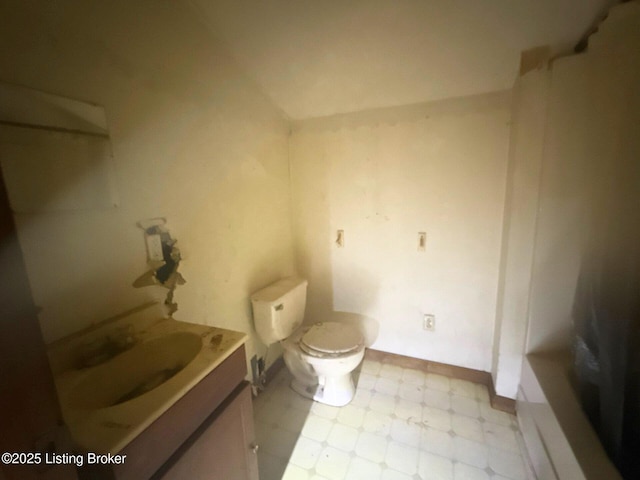 228 W 2nd St, Hardinsburg, KY 40143 - photo 8