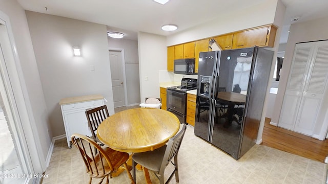 5105 Rossmoor Dr, Louisville, KY 40219 - photo 9